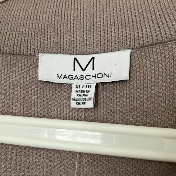 Magaschoni coat size XL taupe color - Picture 4 of 13